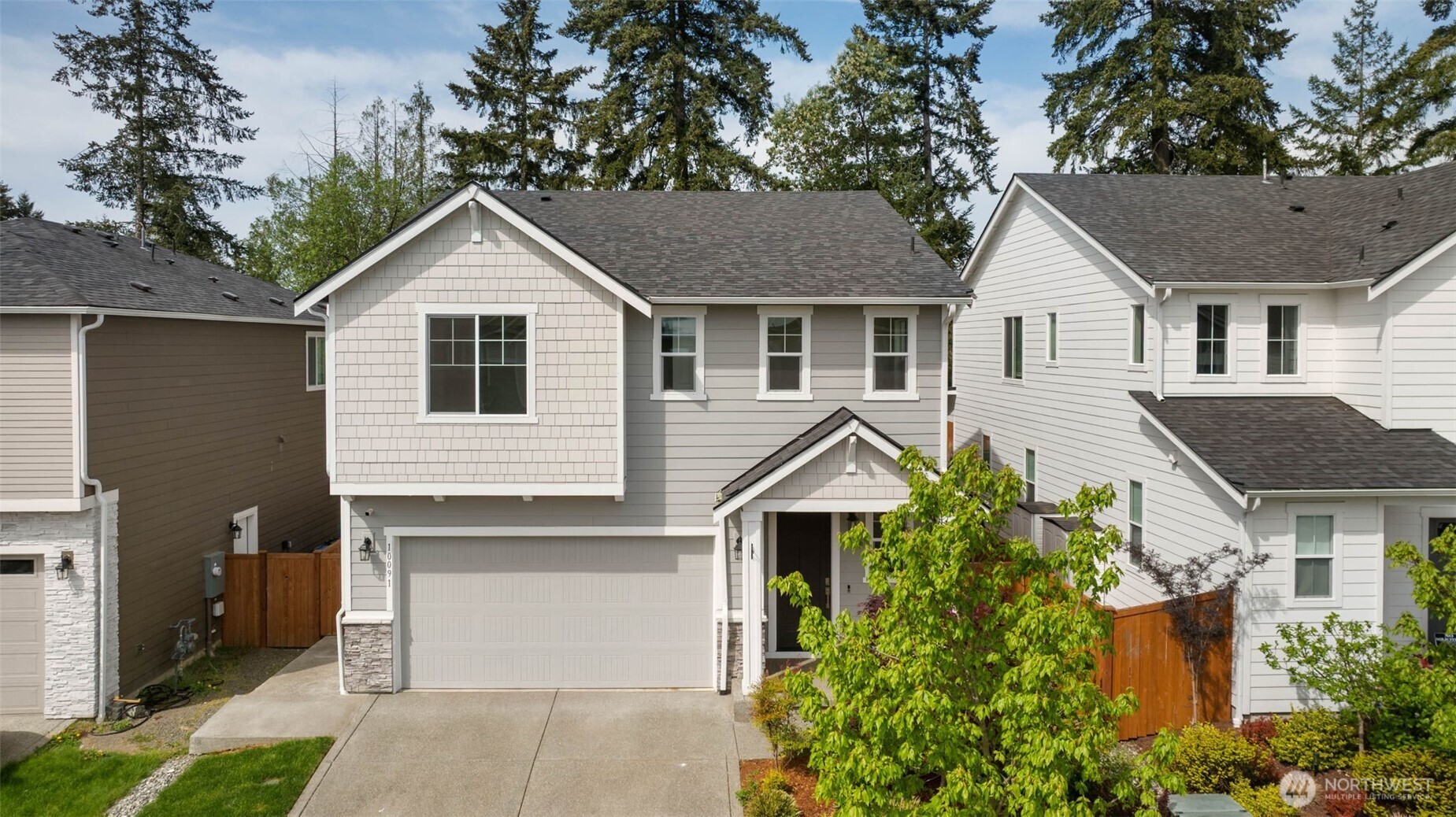 10091 Ramble Drive Property Photo 1