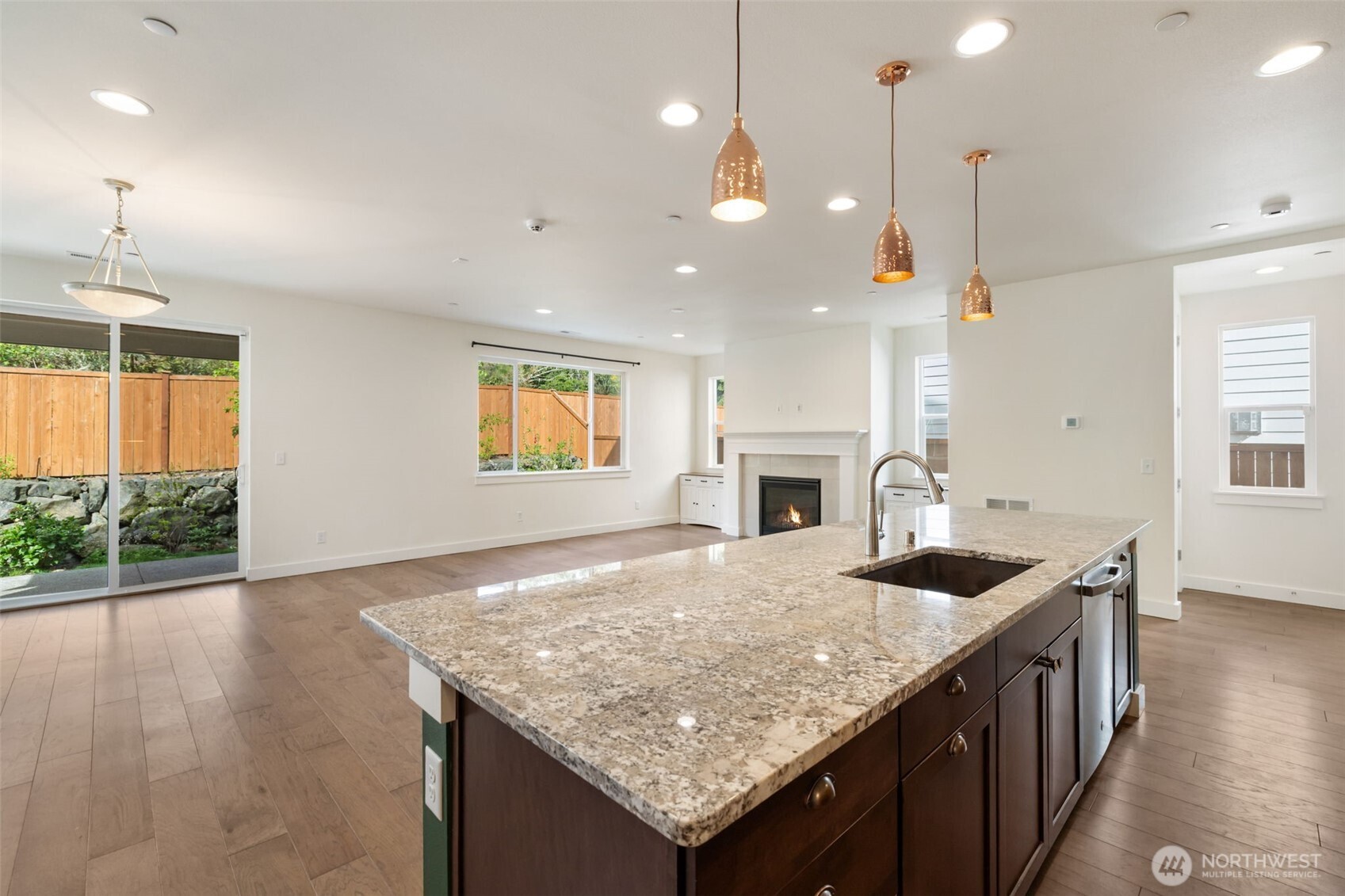 10091 Ramble Drive Property Photo 8