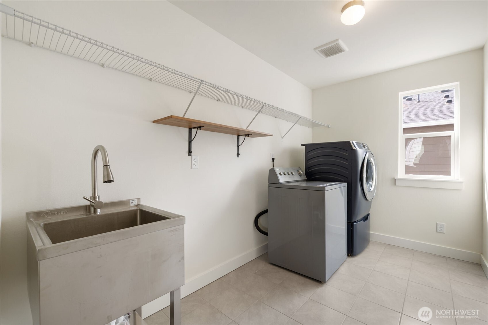 10091 Ramble Drive Property Photo 25