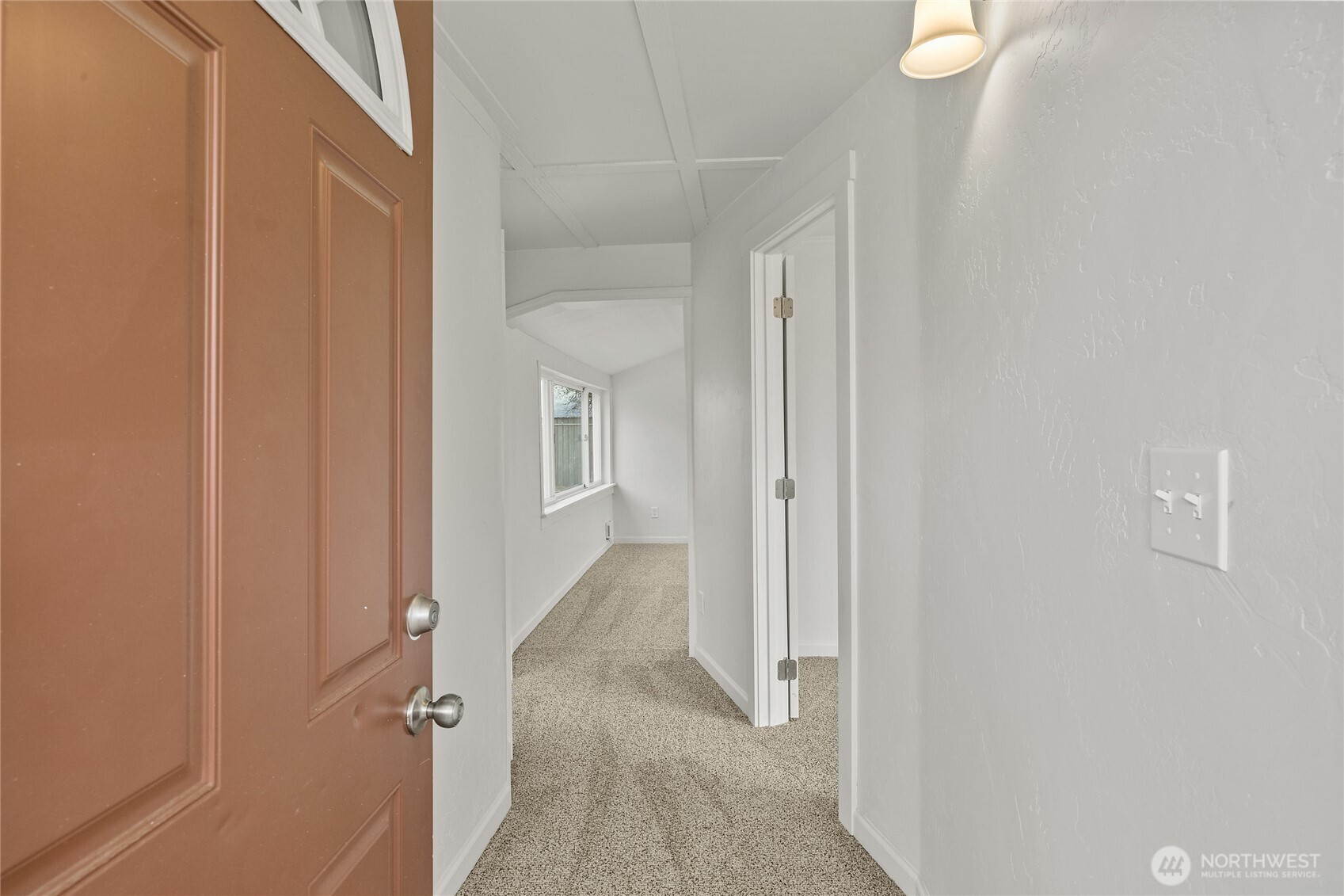 108 Yakima Avenue Property Photo 3