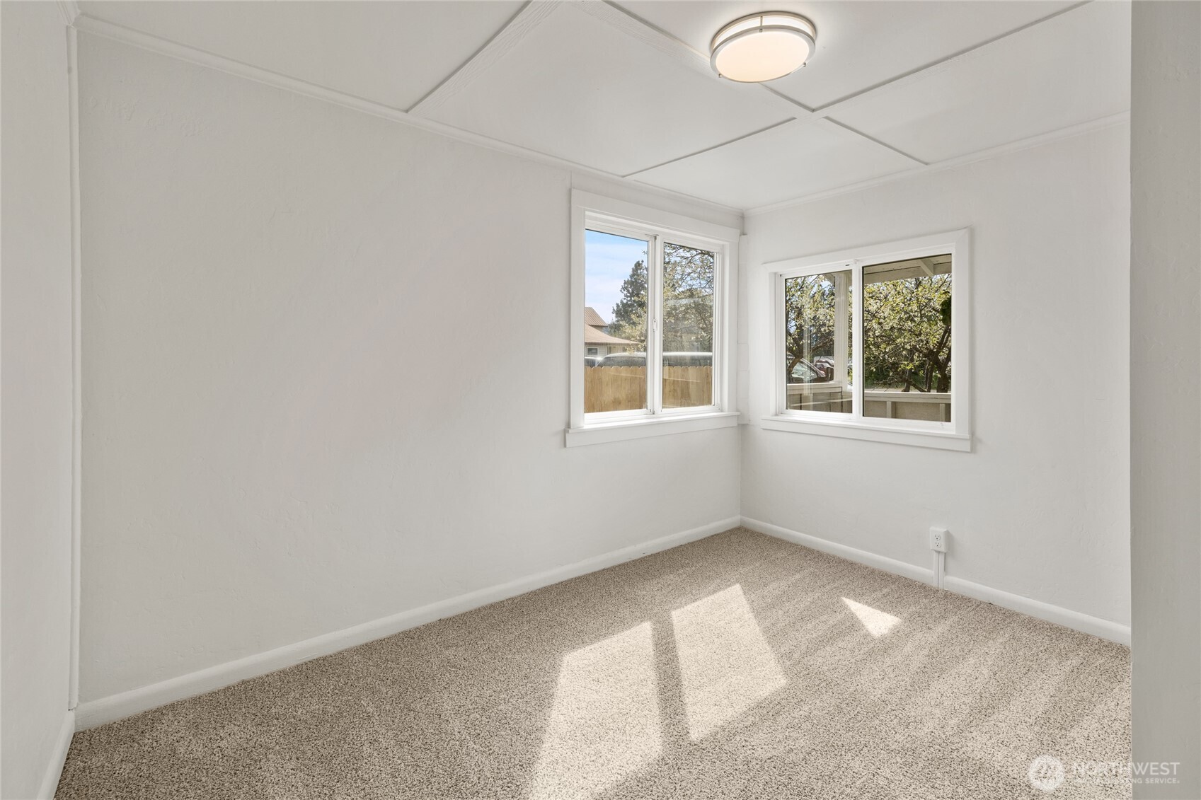 108 Yakima Avenue Property Photo 6