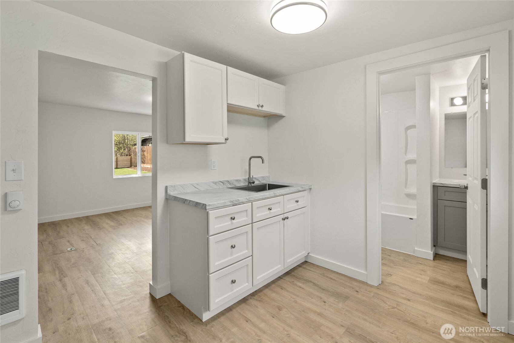 108 Yakima Avenue Property Photo 15