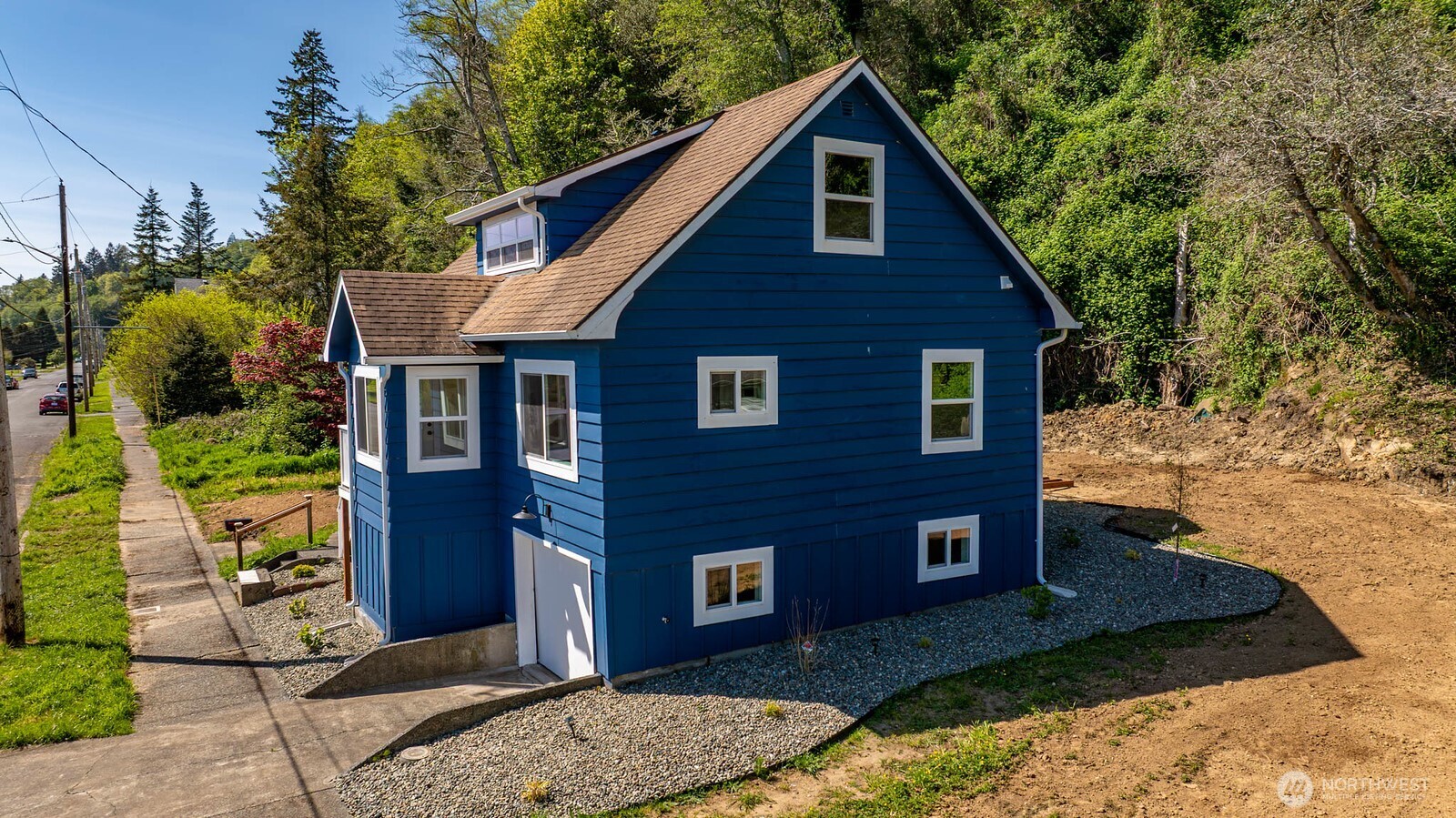 2711 Queets Avenue Property Photo 7