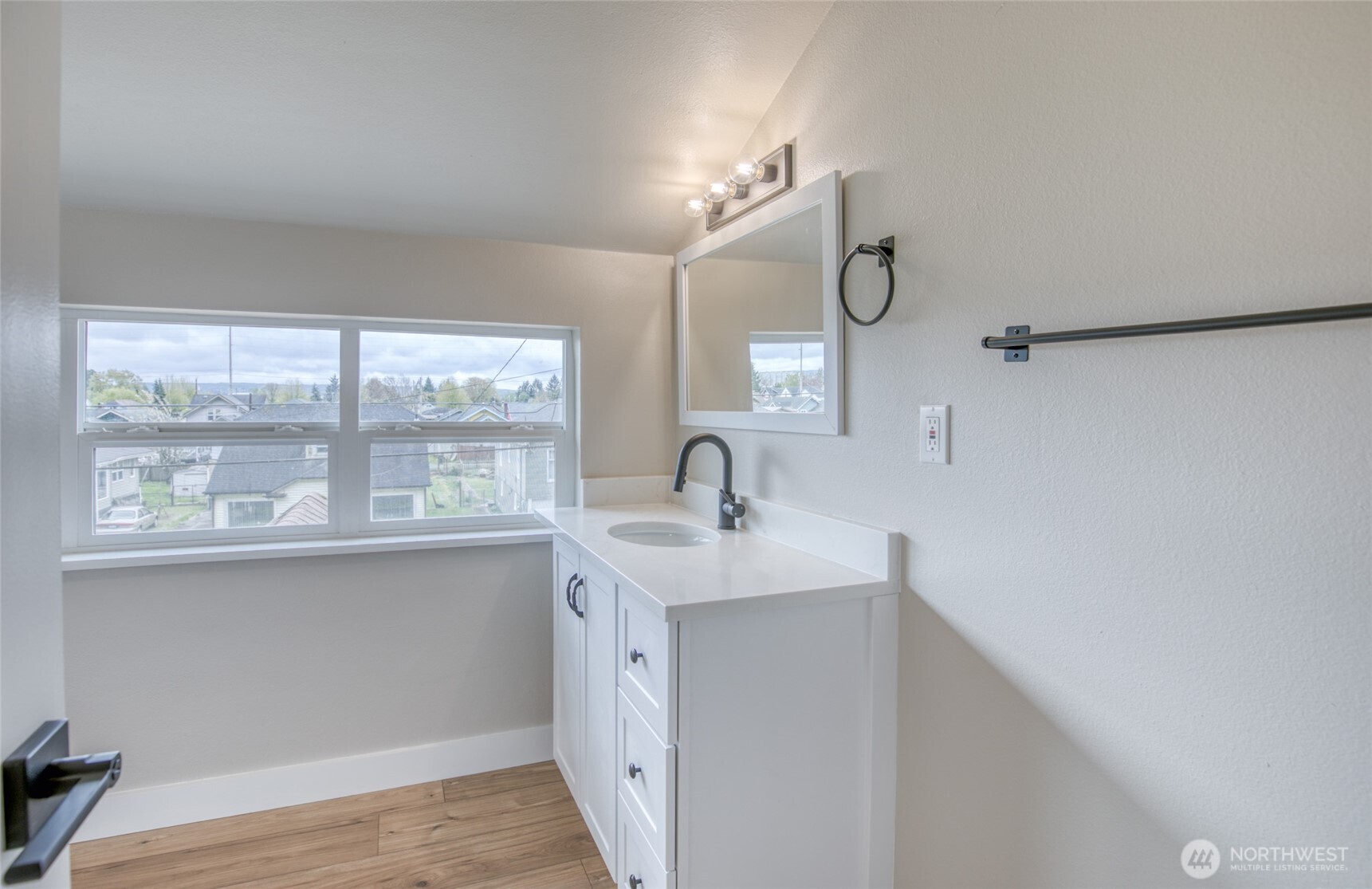 2711 Queets Avenue Property Photo 31