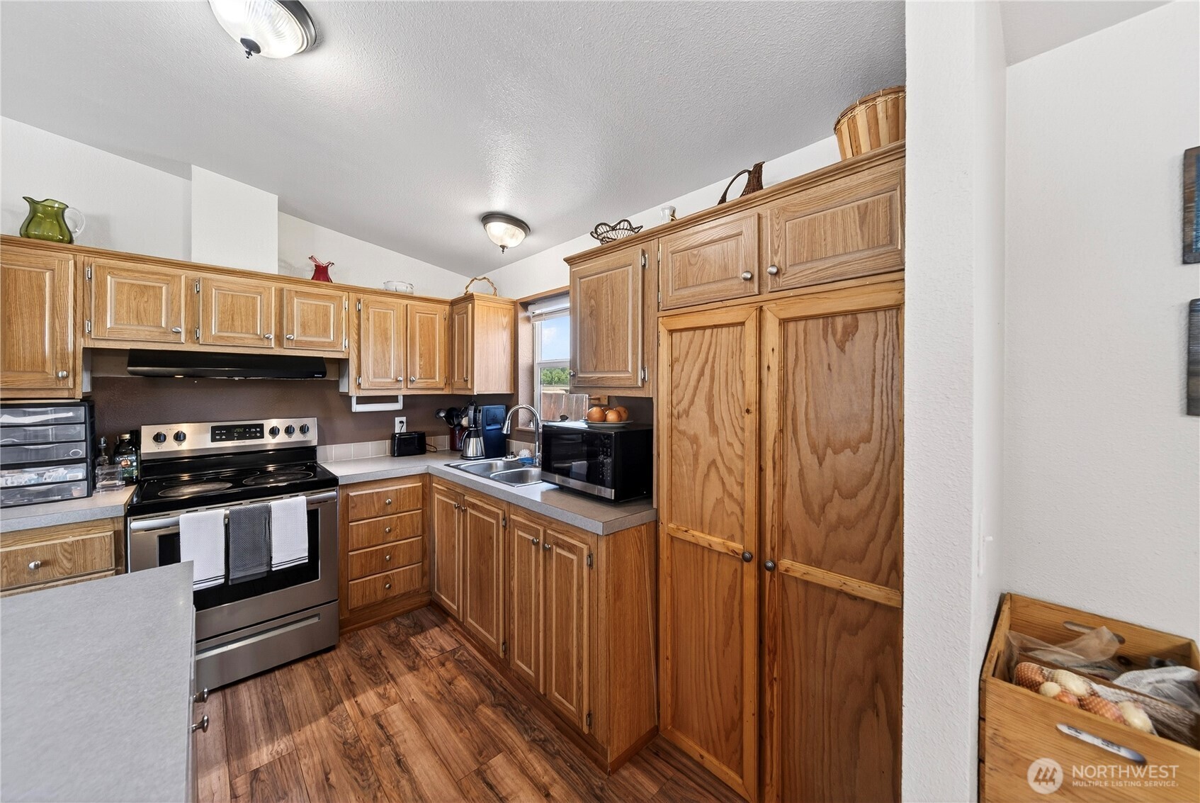 520 New Gate Drive Property Photo 10