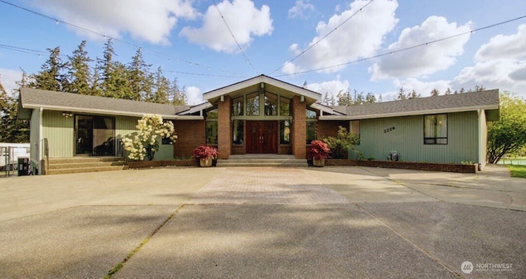 2259 Happy Valley Road Property Photo 2