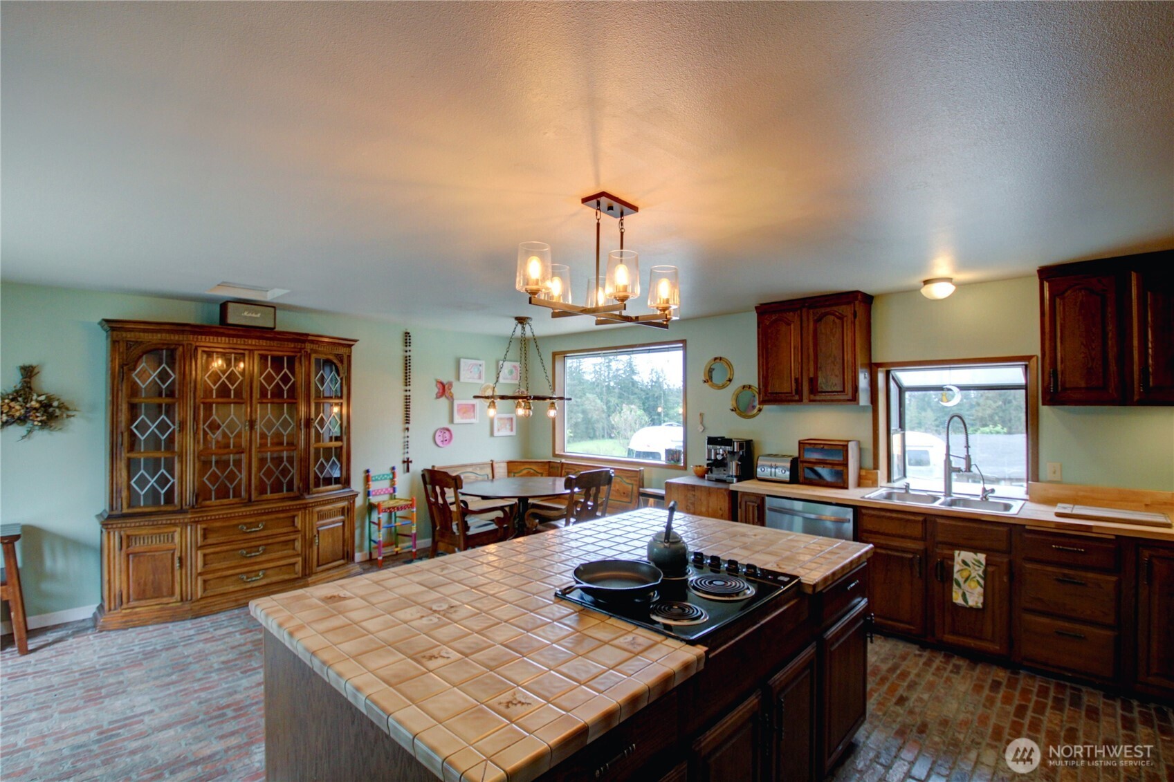 2259 Happy Valley Road Property Photo 16