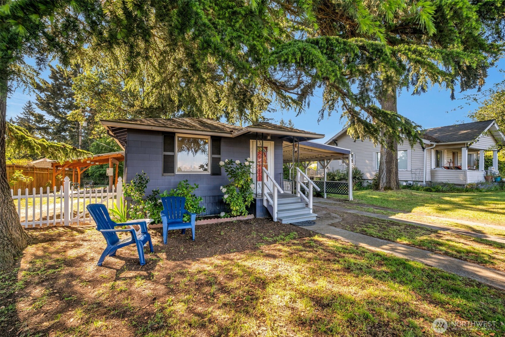 8427 30th Avenue Property Photo 1