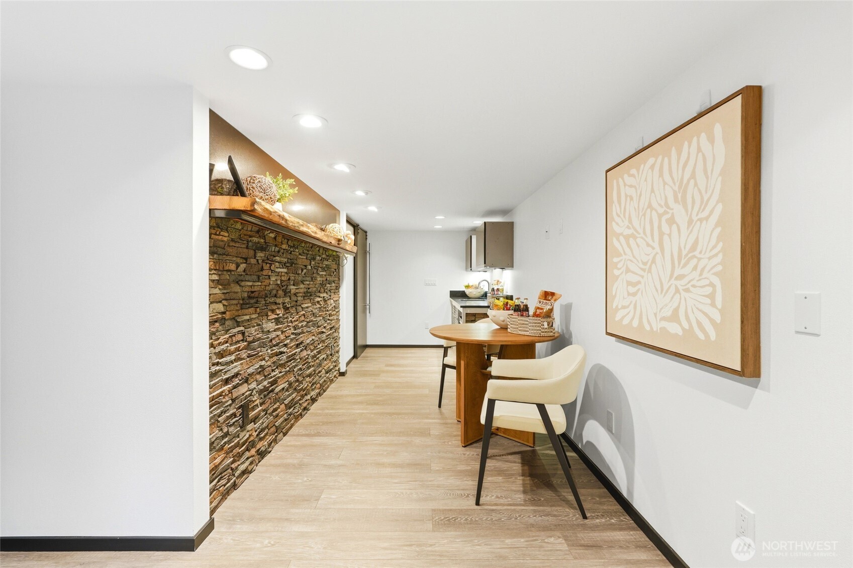 4101 Edith Point Property Photo 21