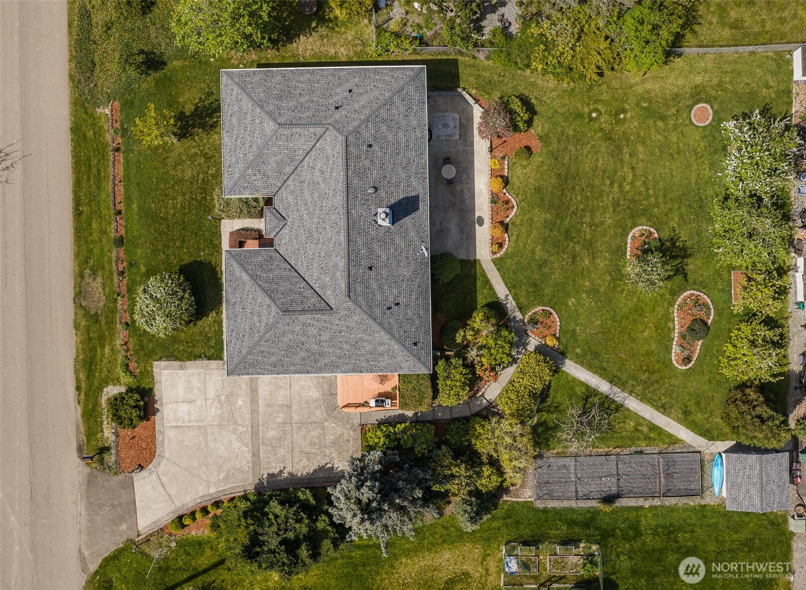 608 Reservoir Road Property Photo 5