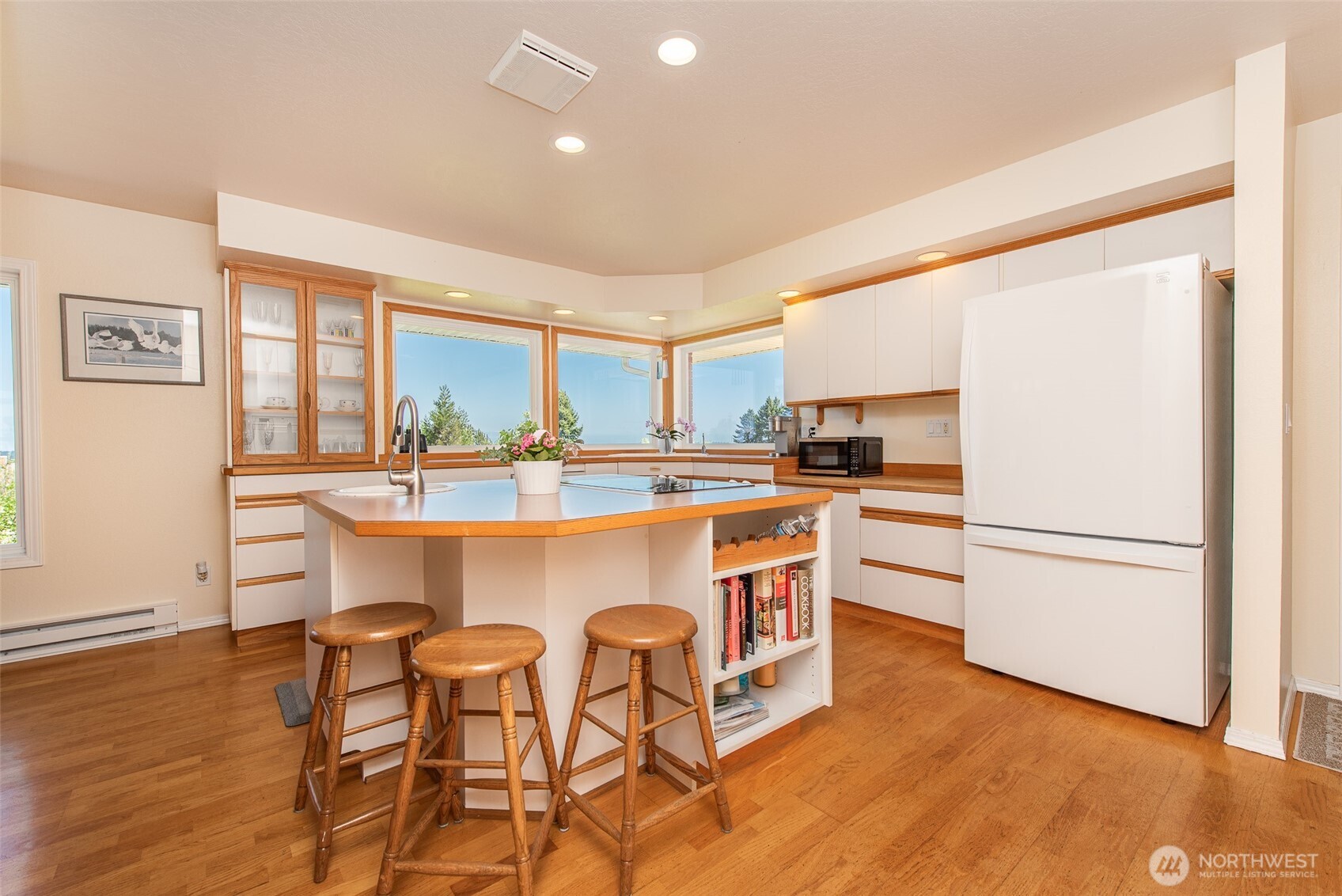 608 Reservoir Road Property Photo 11