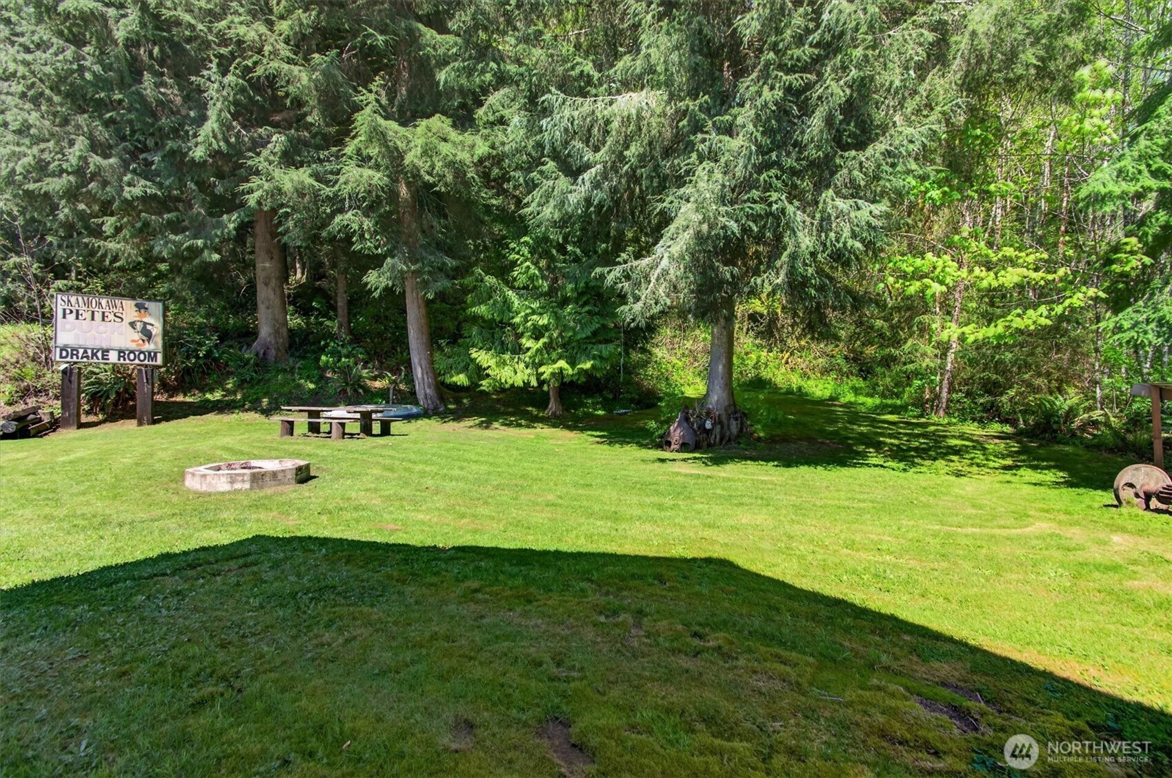 865 E Valley Road Property Photo 33