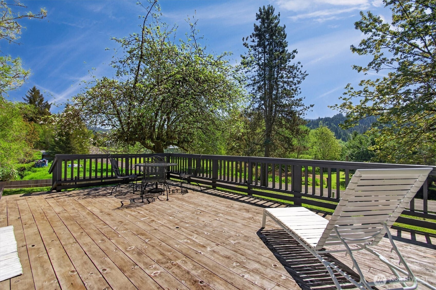 865 E Valley Road Property Photo 37