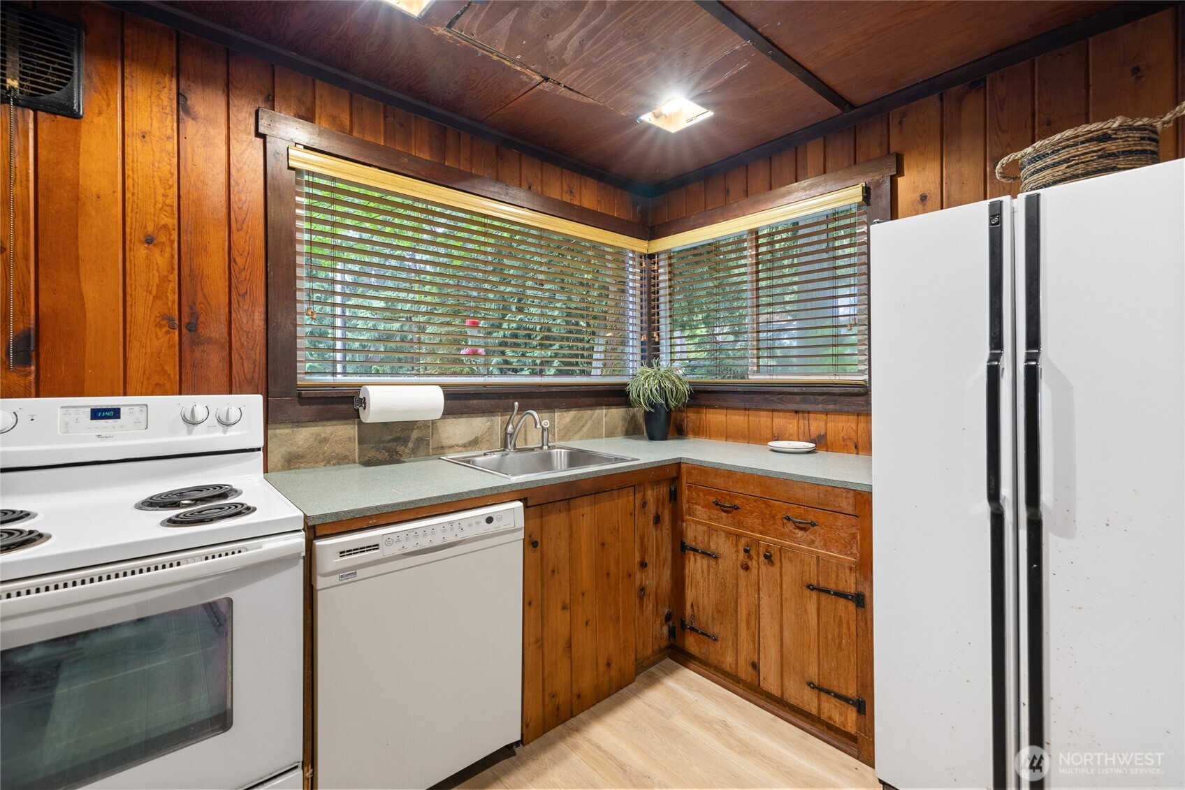 17426 Se 60th Street Property Photo 6