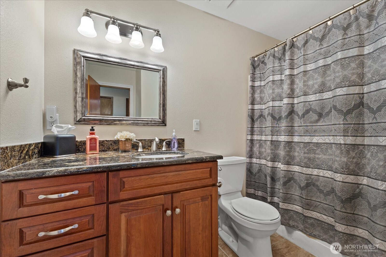 17151 Se Petrovitsky Road Property Photo 13