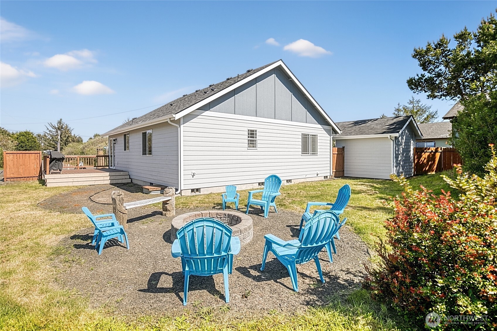 399 Seashore Street Property Photo 31