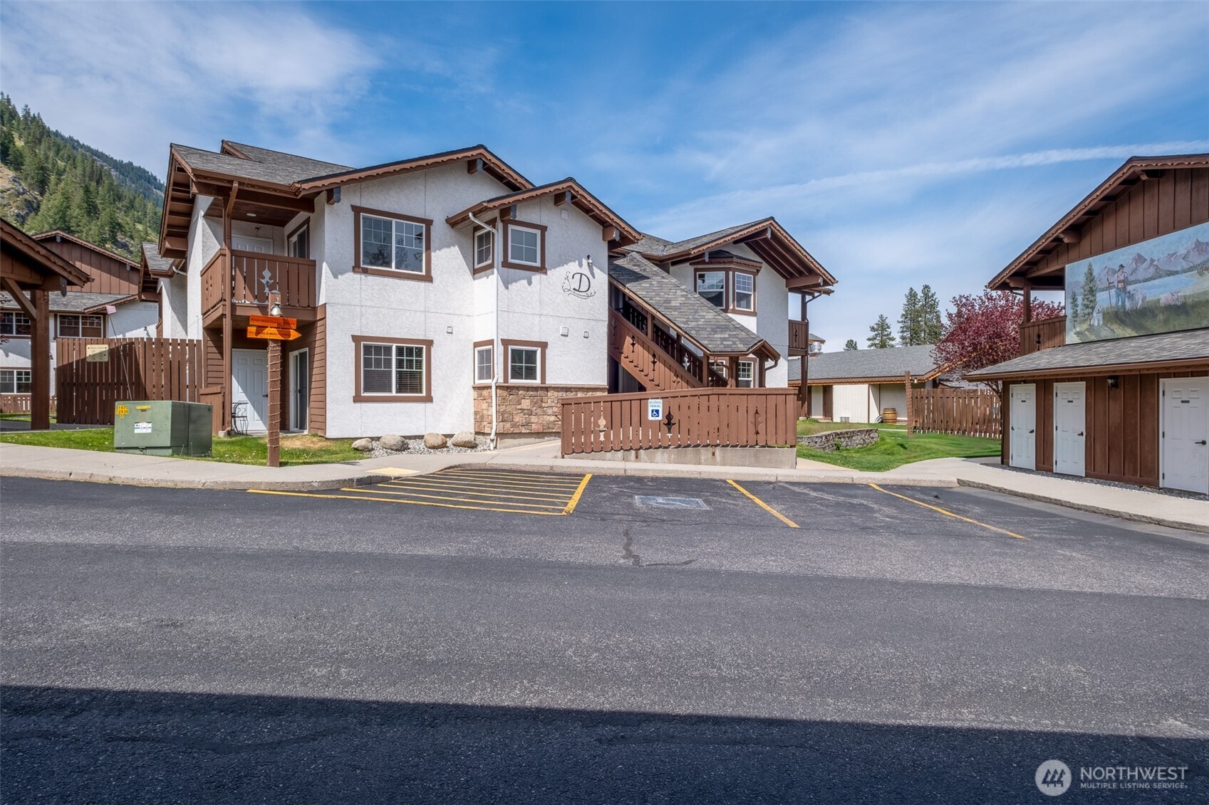545 Junction Lane D706 Property Photo 1