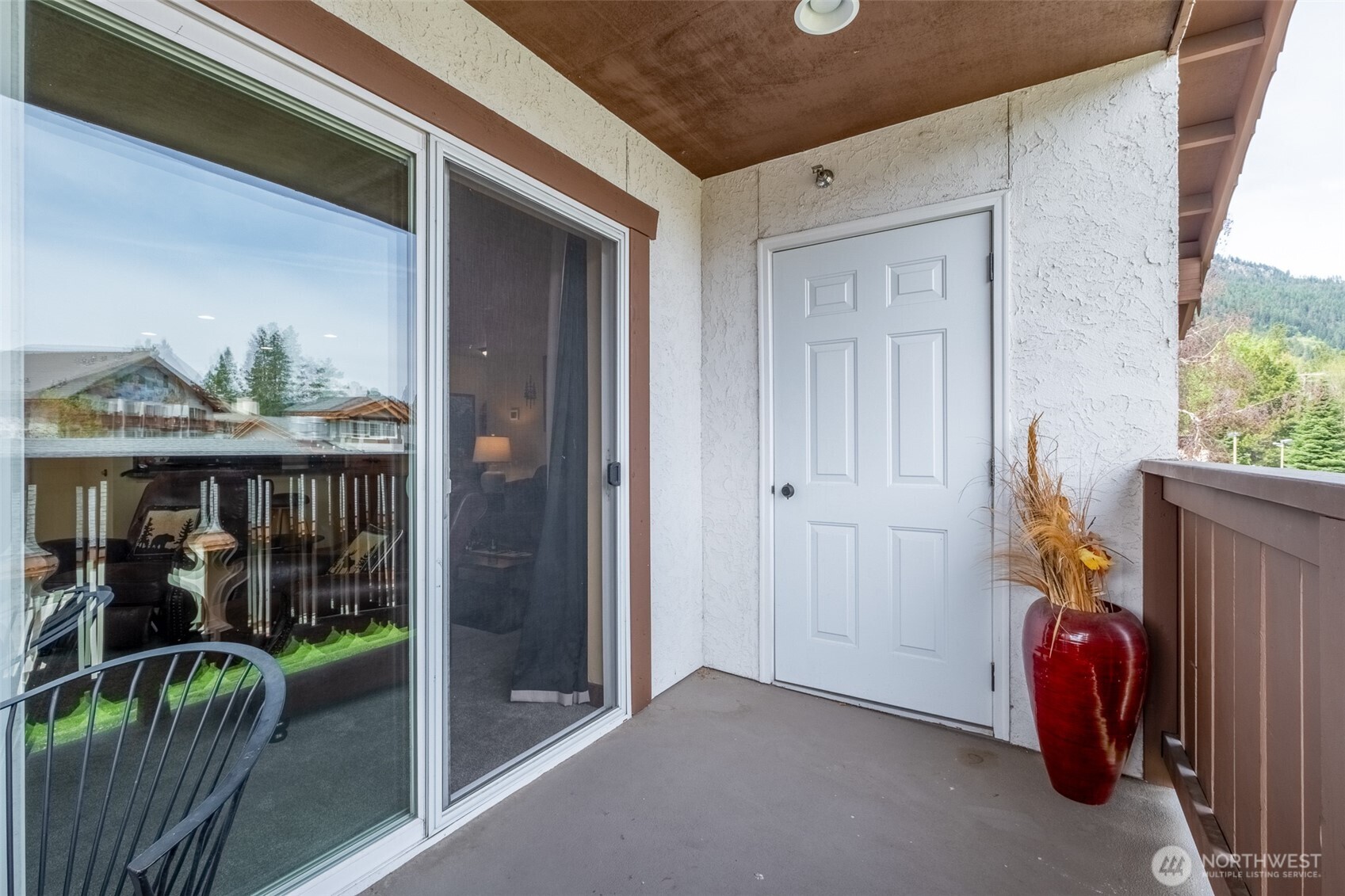 545 Junction Lane D706 Property Photo 12
