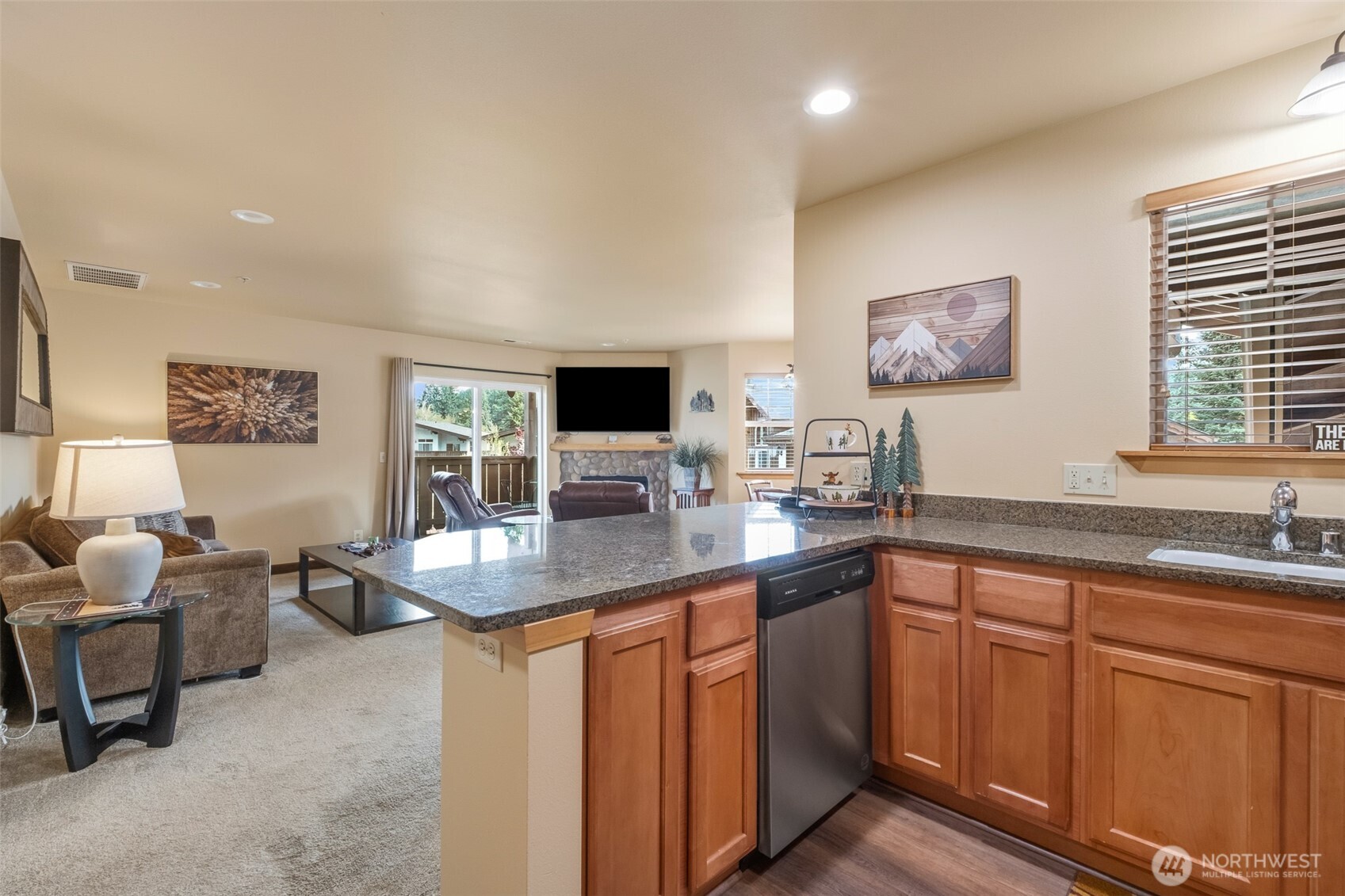 545 Junction Lane D706 Property Photo 15