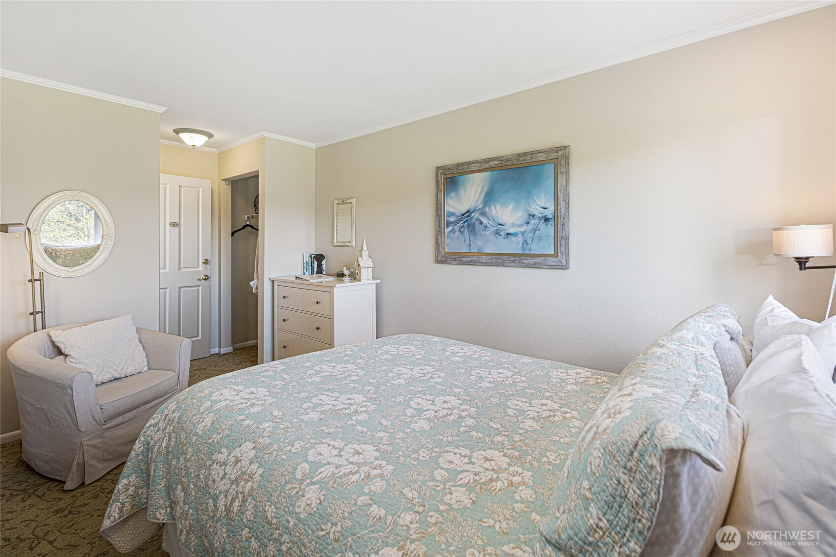 318 Trumpeter Way Property Photo 18