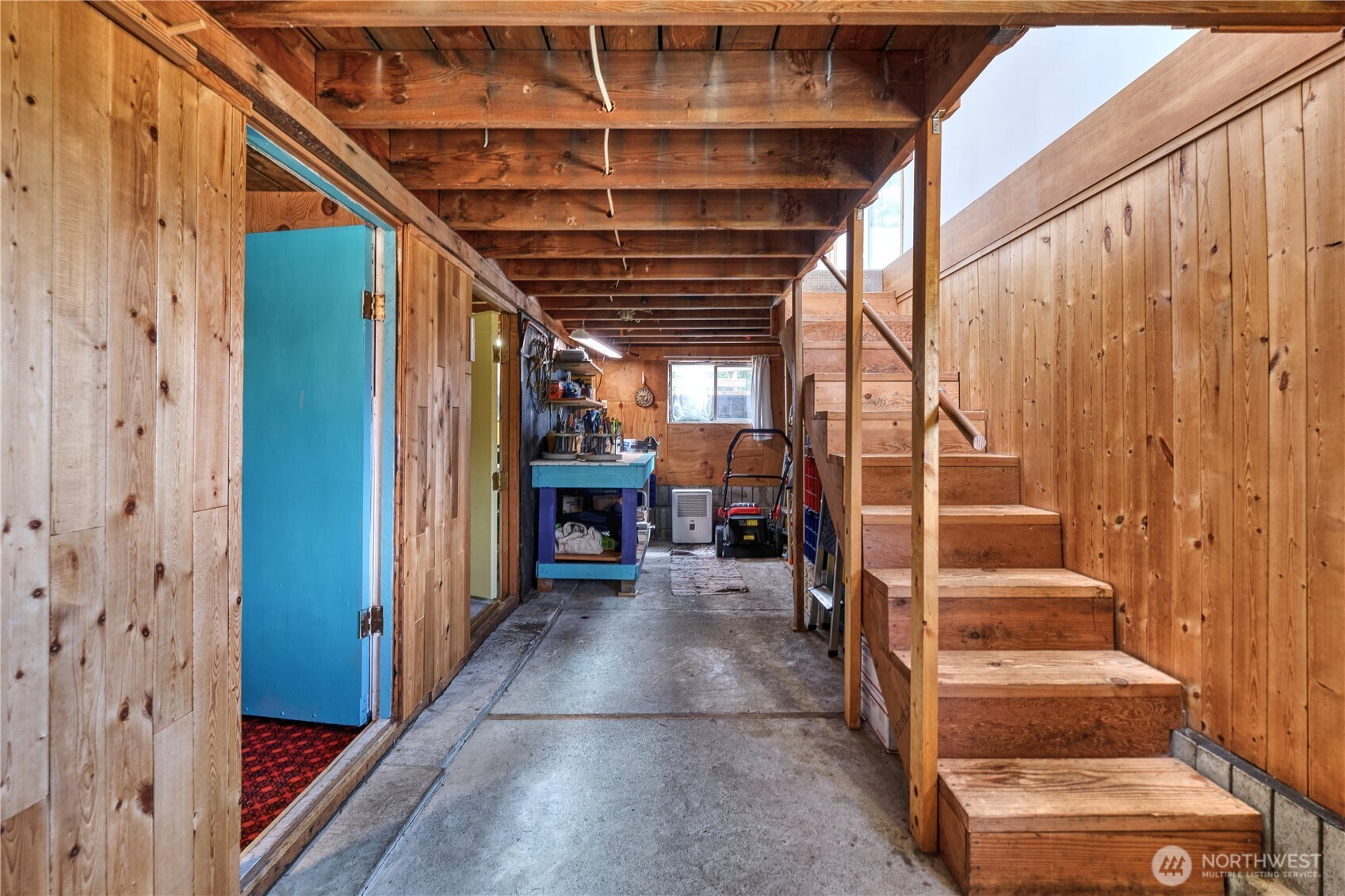 669 Marine Drive Property Photo 14