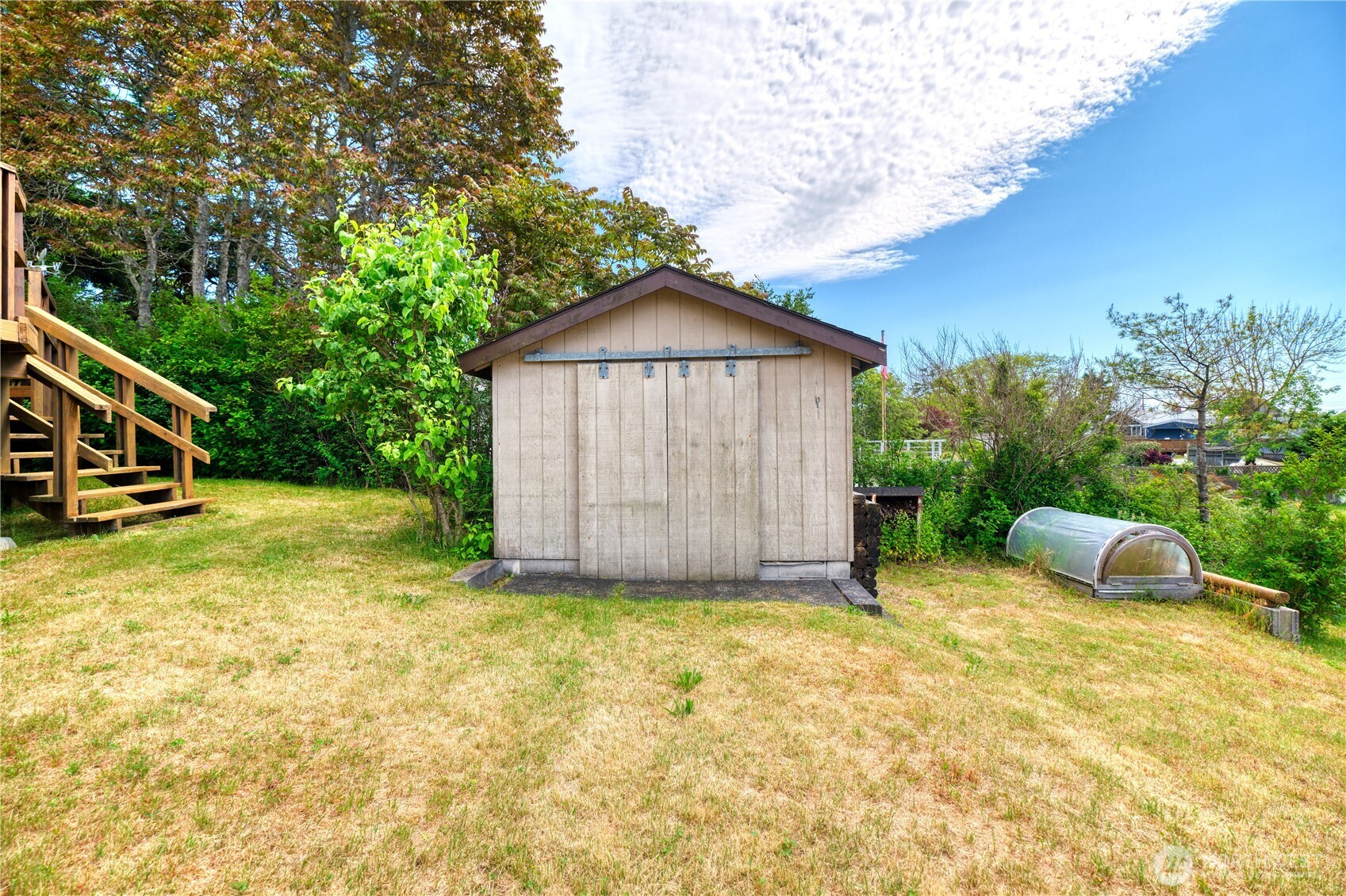 669 Marine Drive Property Photo 23