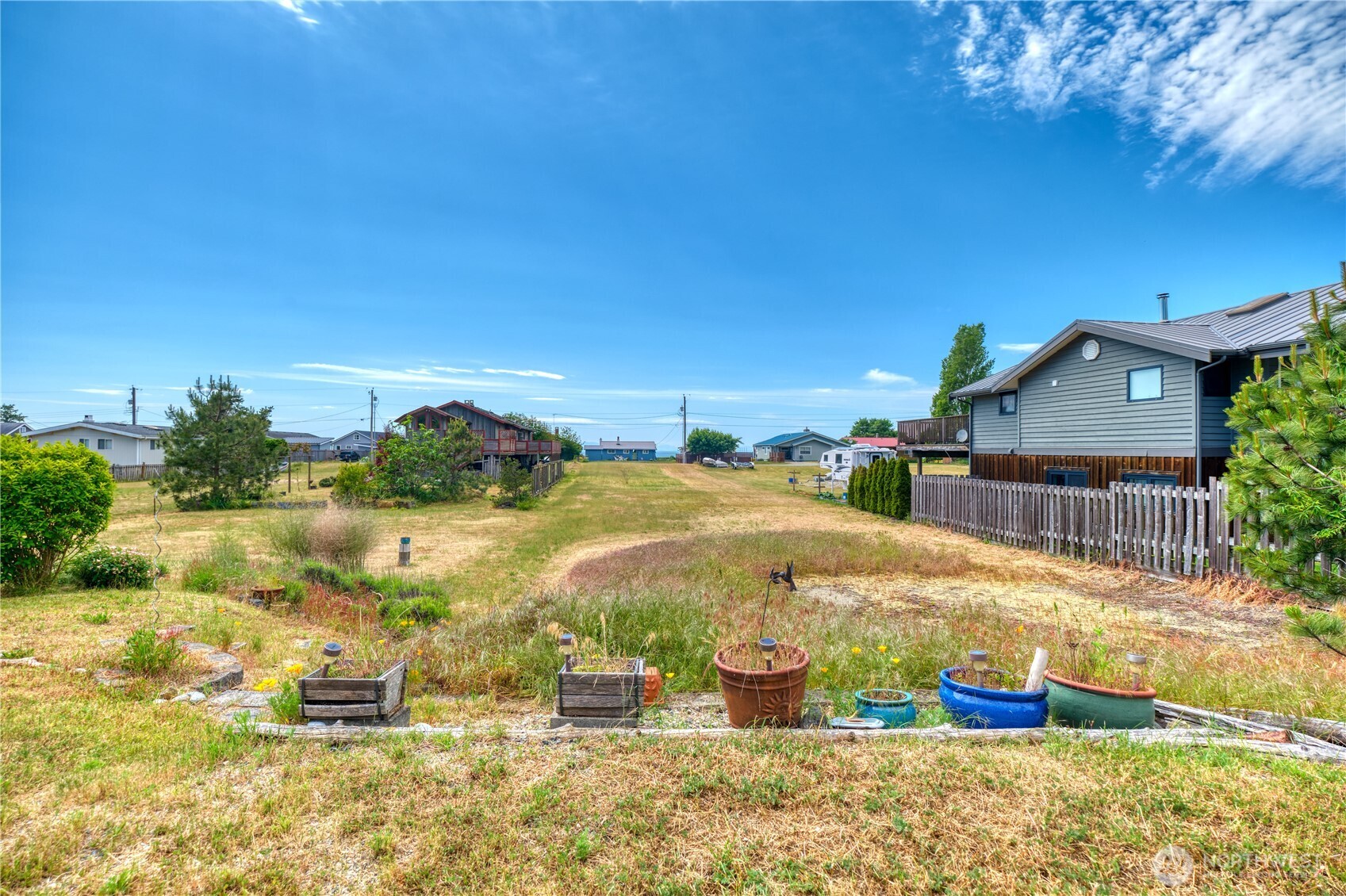 669 Marine Drive Property Photo 24