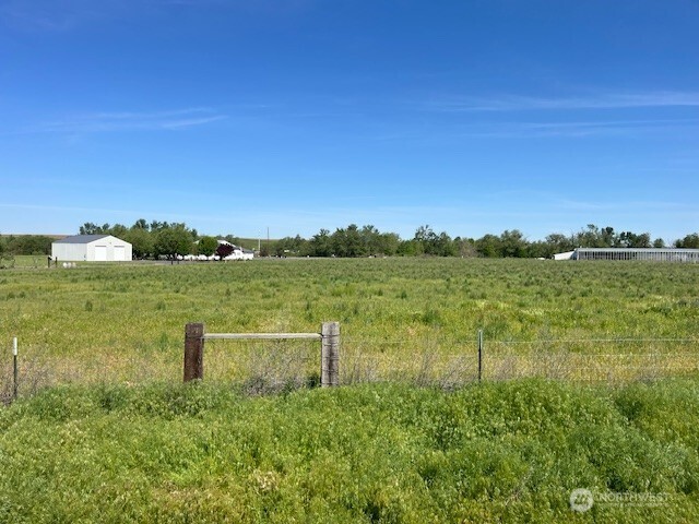 2022 Wallula Road Lot #1 Property Photo 2