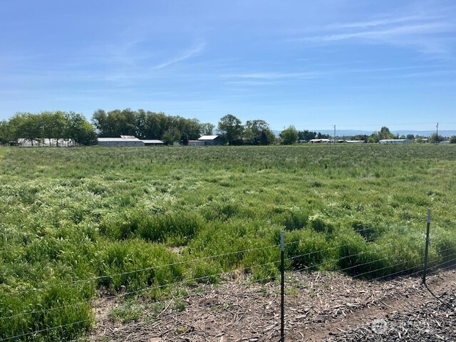 2022 Wallula Road Lot #1 Property Photo 4