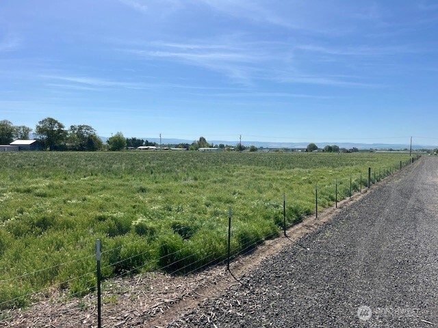 2022 Wallula Road Lot #1 Property Photo 5