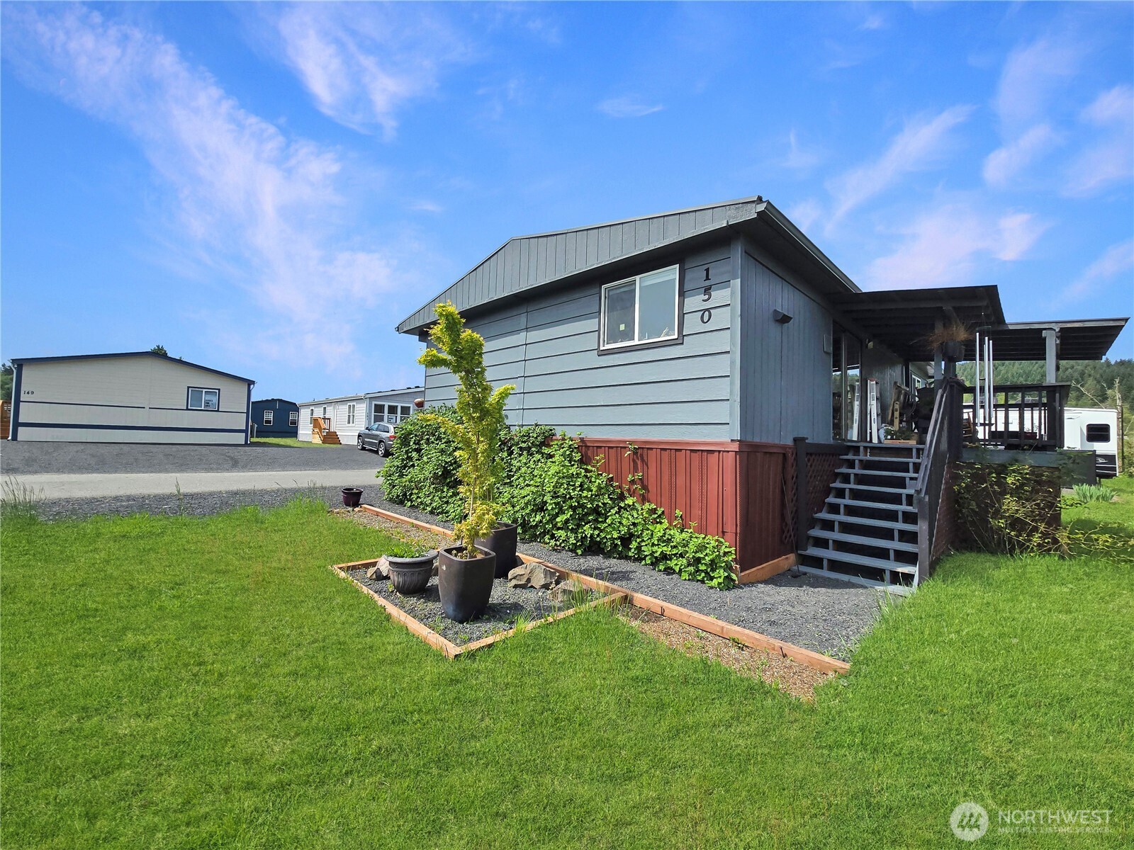 150 Nix Lane Property Photo 2