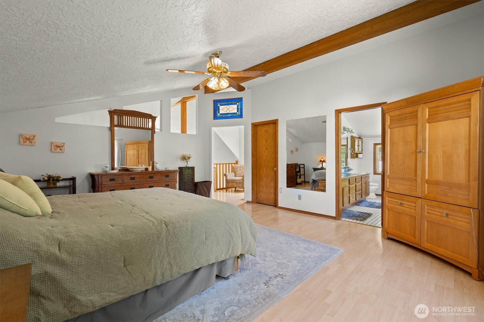 672 Walker Road Property Photo 15