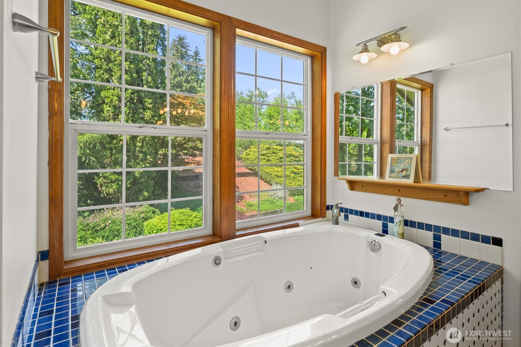 672 Walker Road Property Photo 17