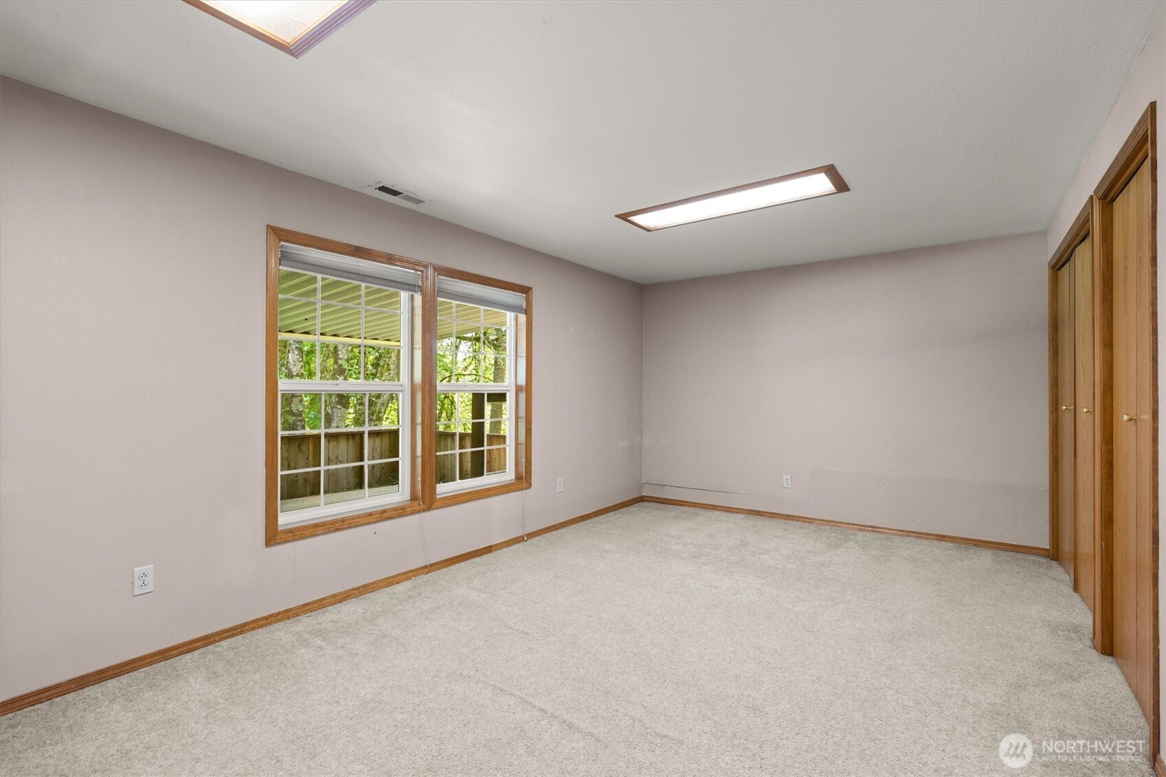 672 Walker Road Property Photo 20
