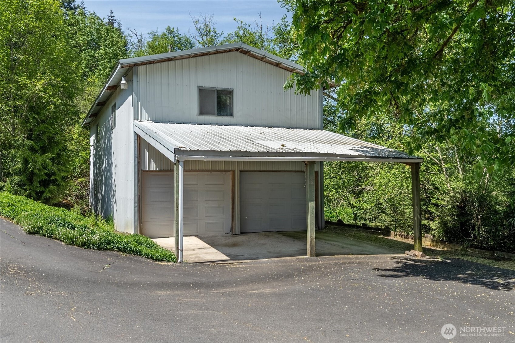 672 Walker Road Property Photo 30