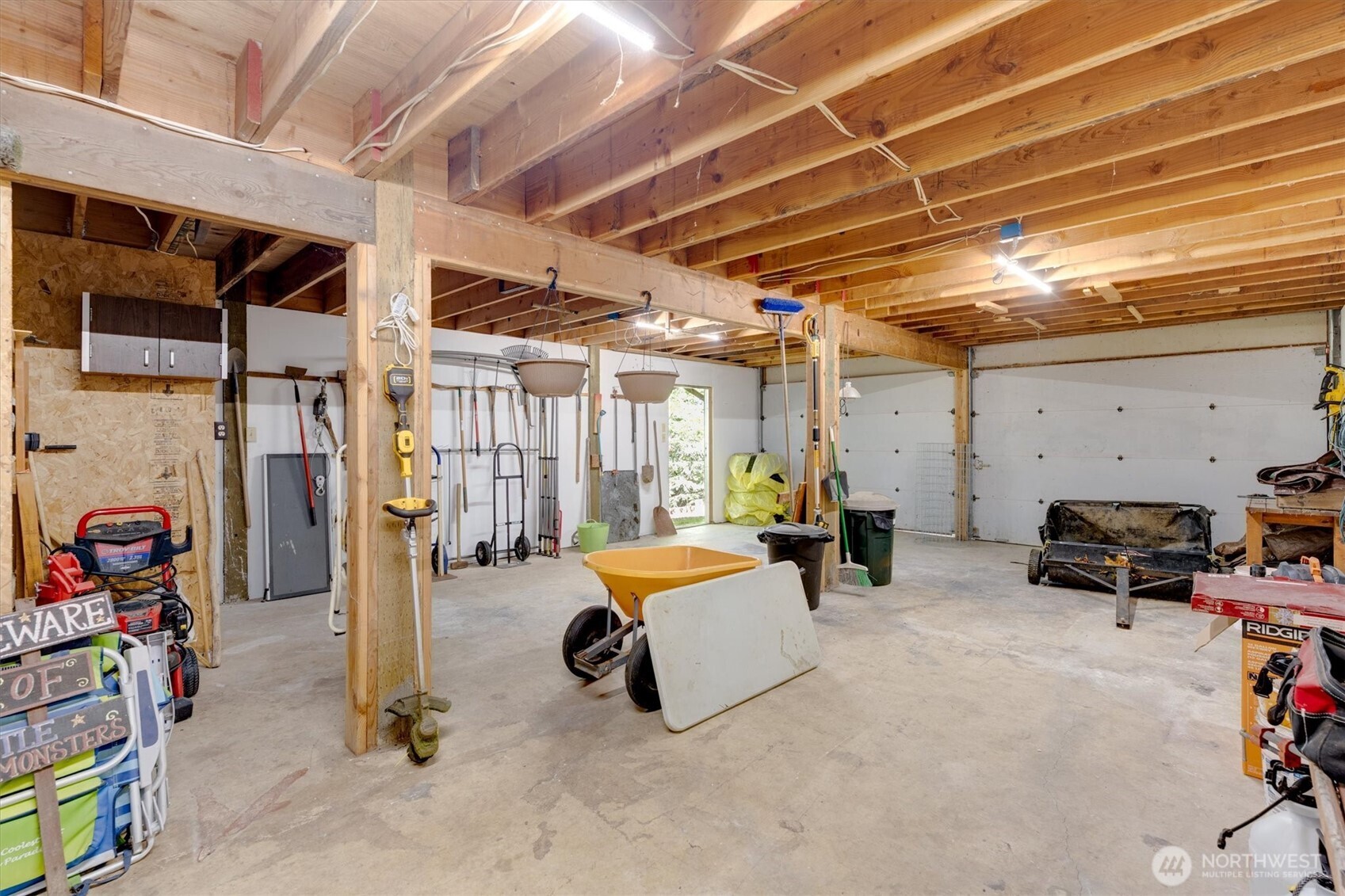 672 Walker Road Property Photo 31