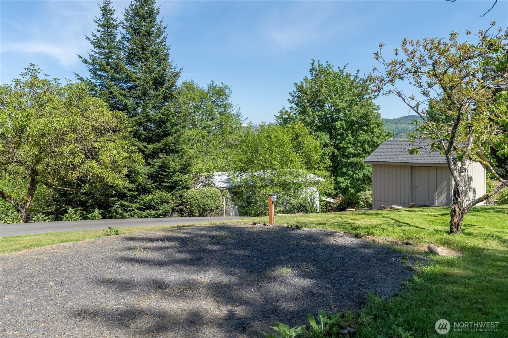 672 Walker Road Property Photo 35