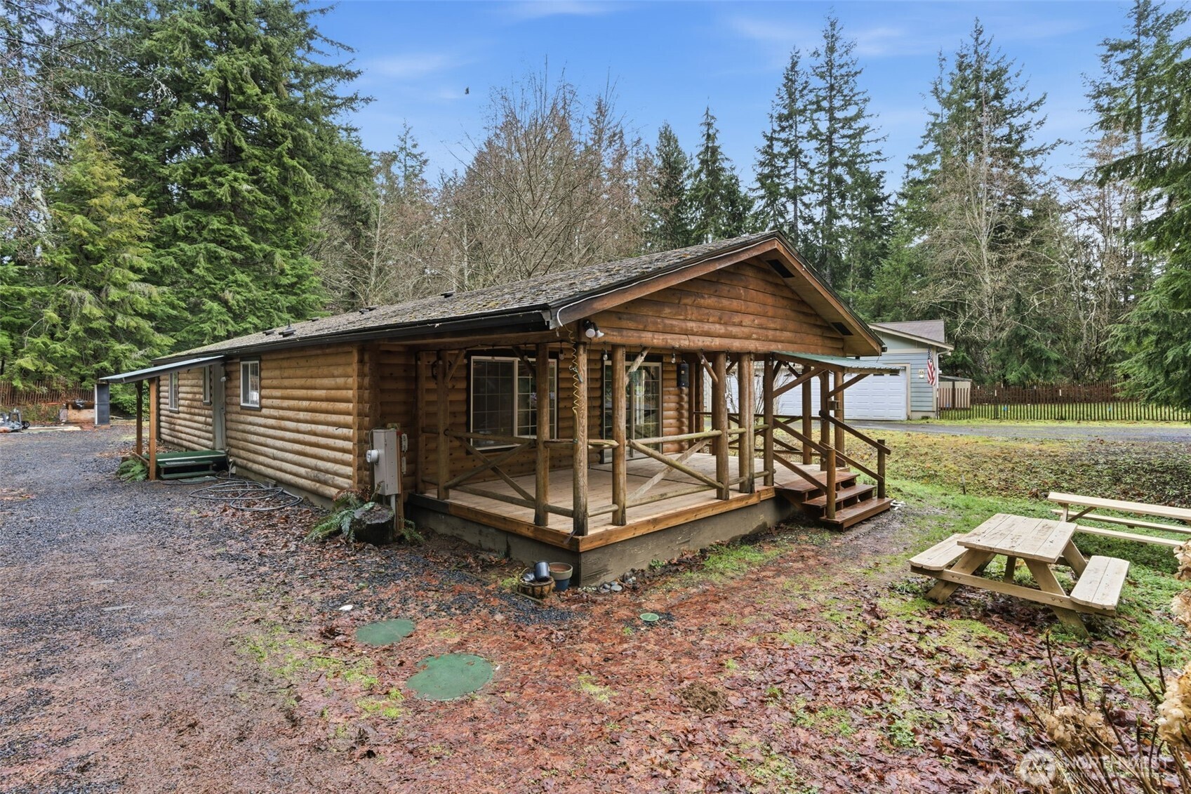 101 N Duckabush Drive Property Photo 3