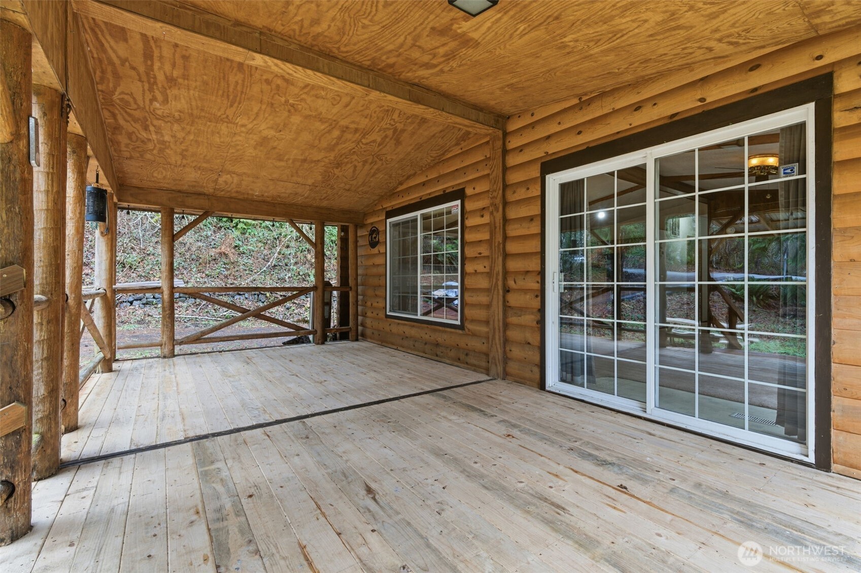 101 N Duckabush Drive Property Photo 6
