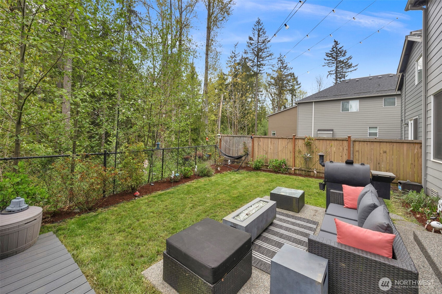 10507 35th Street Property Photo 28