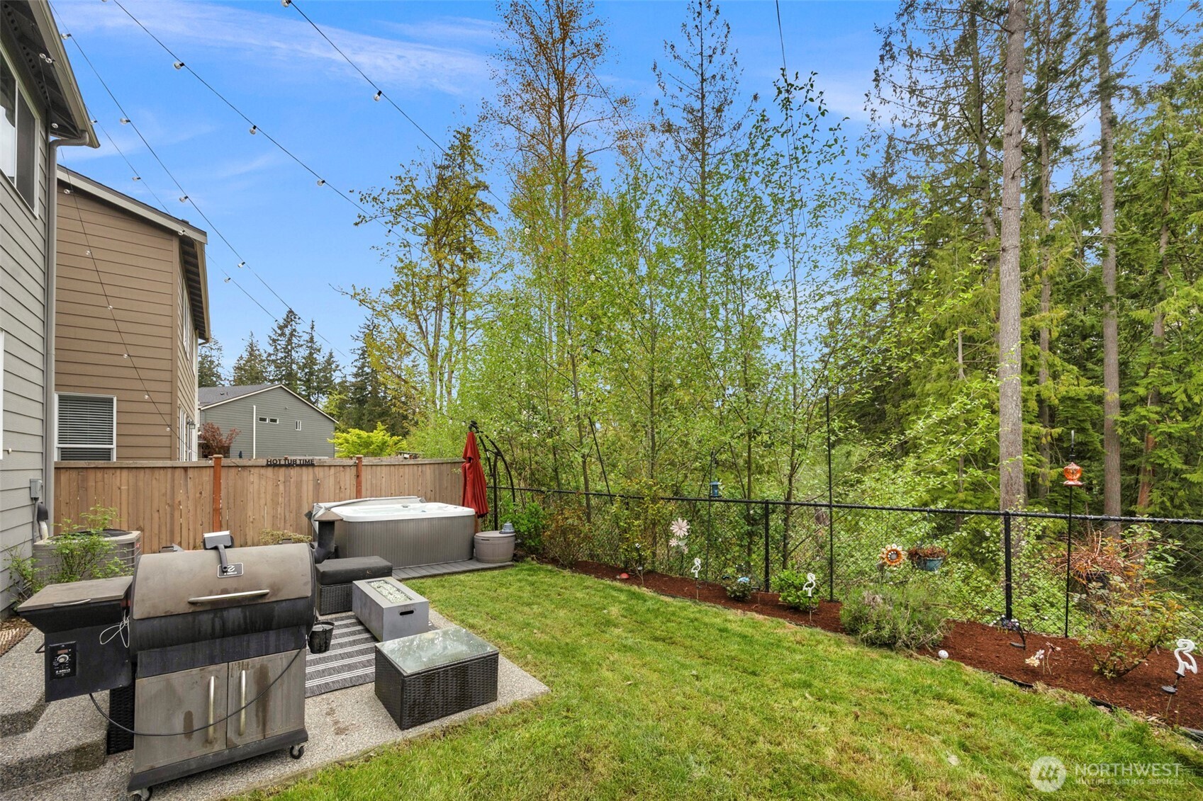 10507 35th Street Property Photo 29