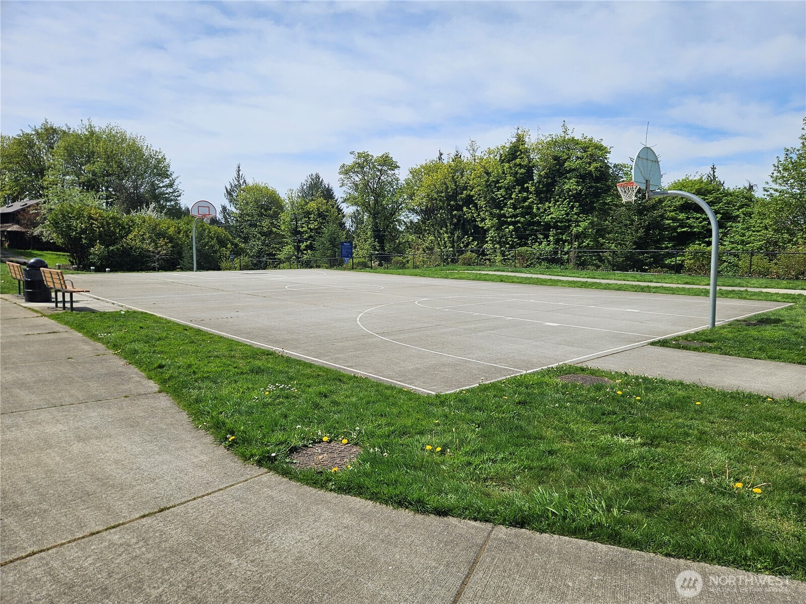 10507 35th Street Property Photo 38