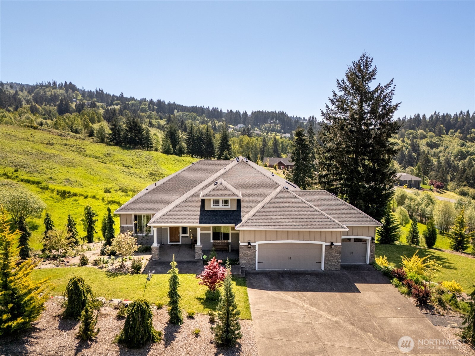 160 Windy River Property Photo 1