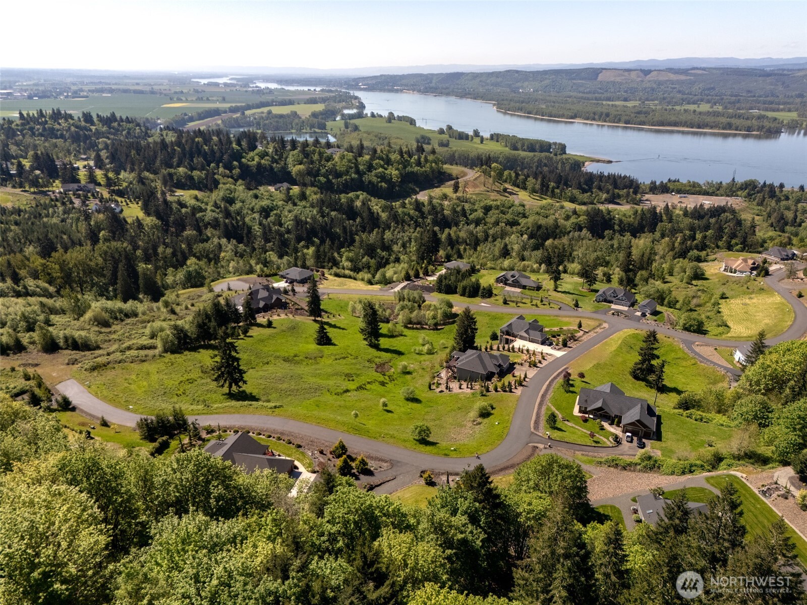 160 Windy River Property Photo 2