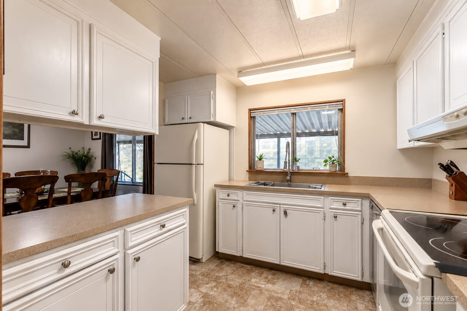 1402 22nd Street 214 Property Photo 4