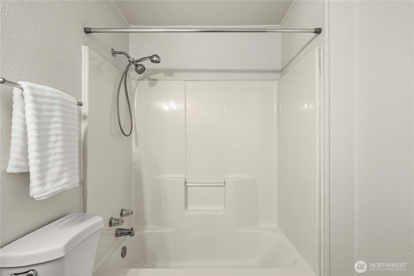 10112 Se 200th Street Property Photo 15