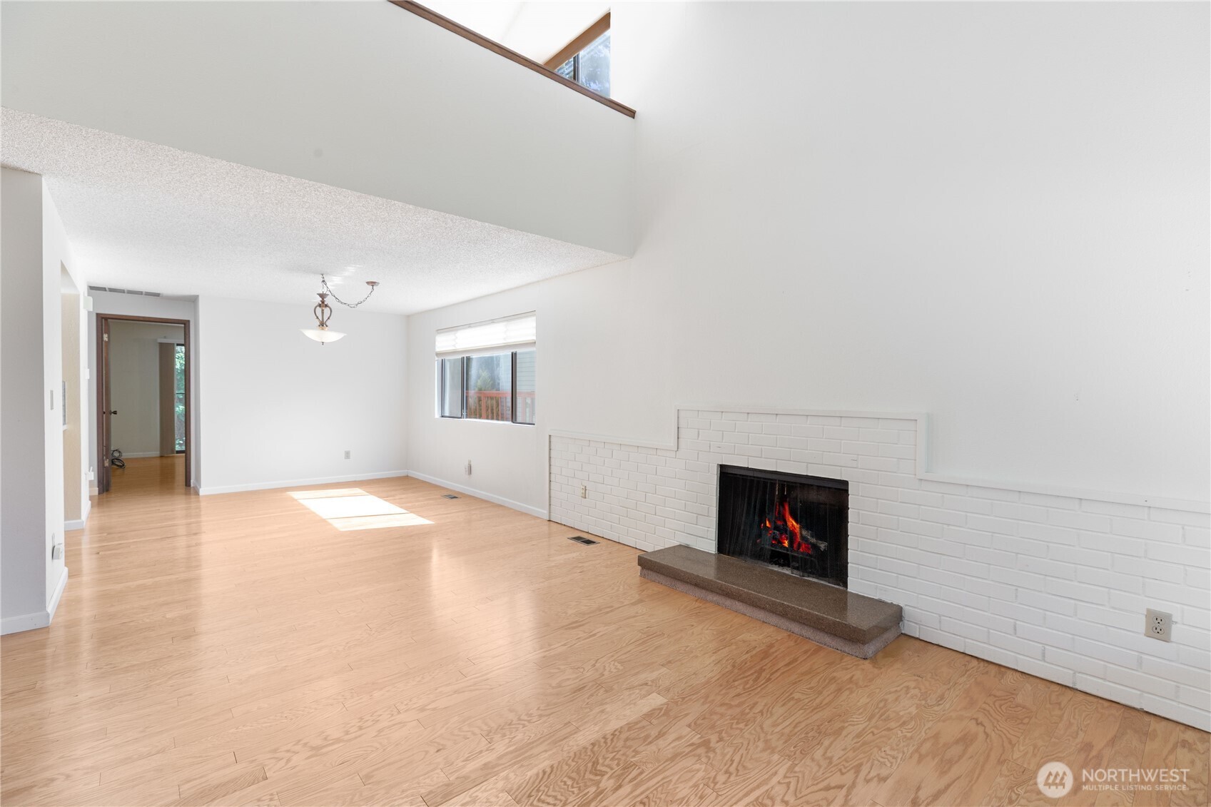 932 S 245th Place Property Photo 3