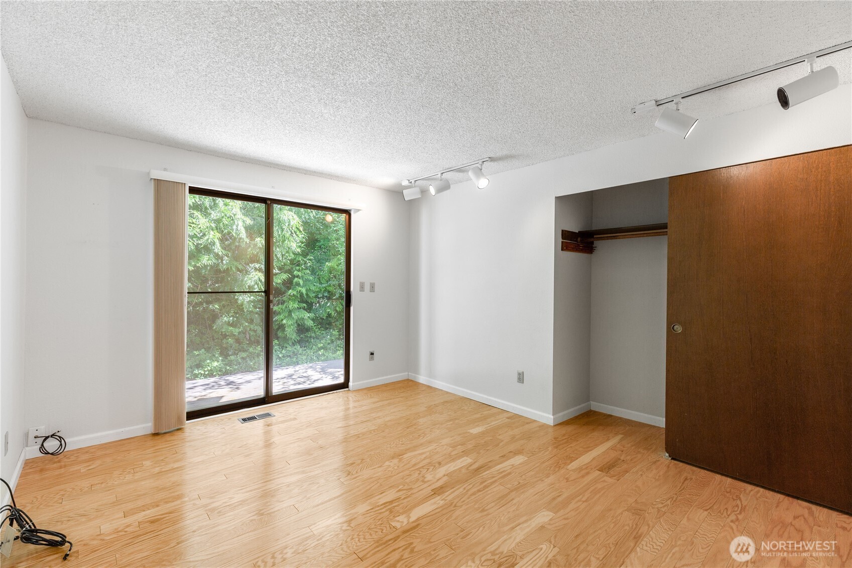 932 S 245th Place Property Photo 16