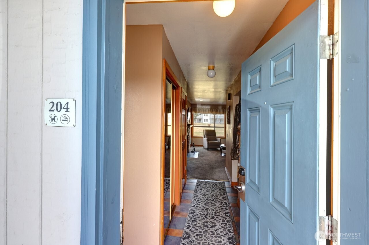 210 26th Street 203-4 Property Photo 2