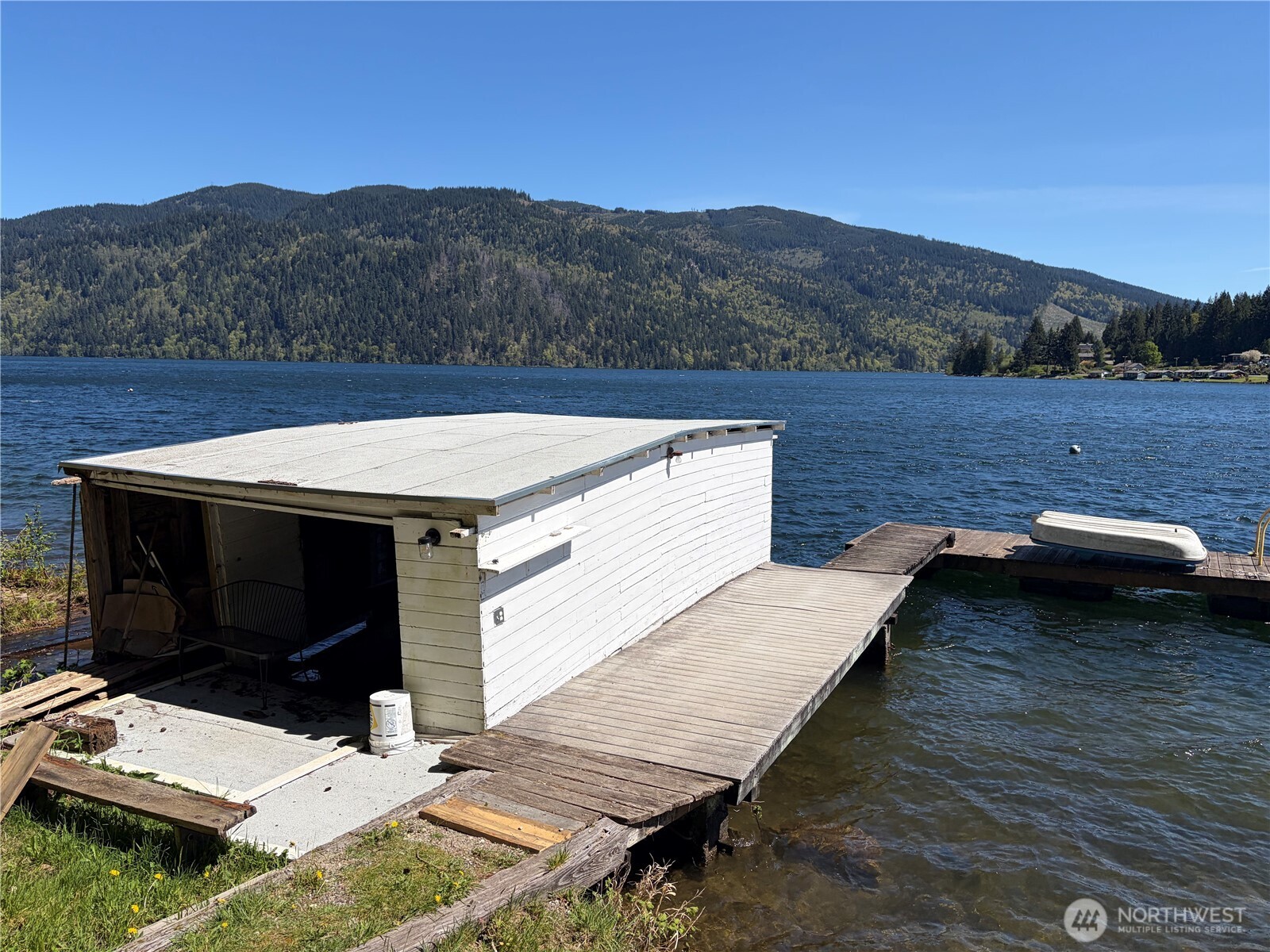 1054 Lake Whatcom Boulevard Property Photo 4